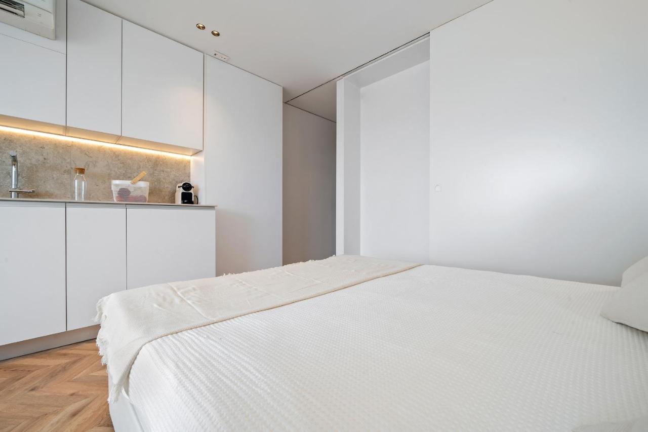 Hauzify I Loft Ancora Apartment Ла Пинеда Екстериор снимка