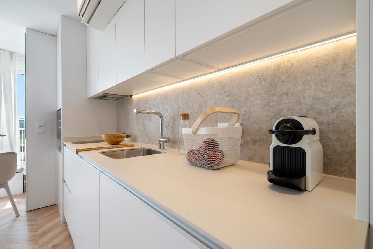 Hauzify I Loft Ancora Apartment Ла Пинеда Екстериор снимка
